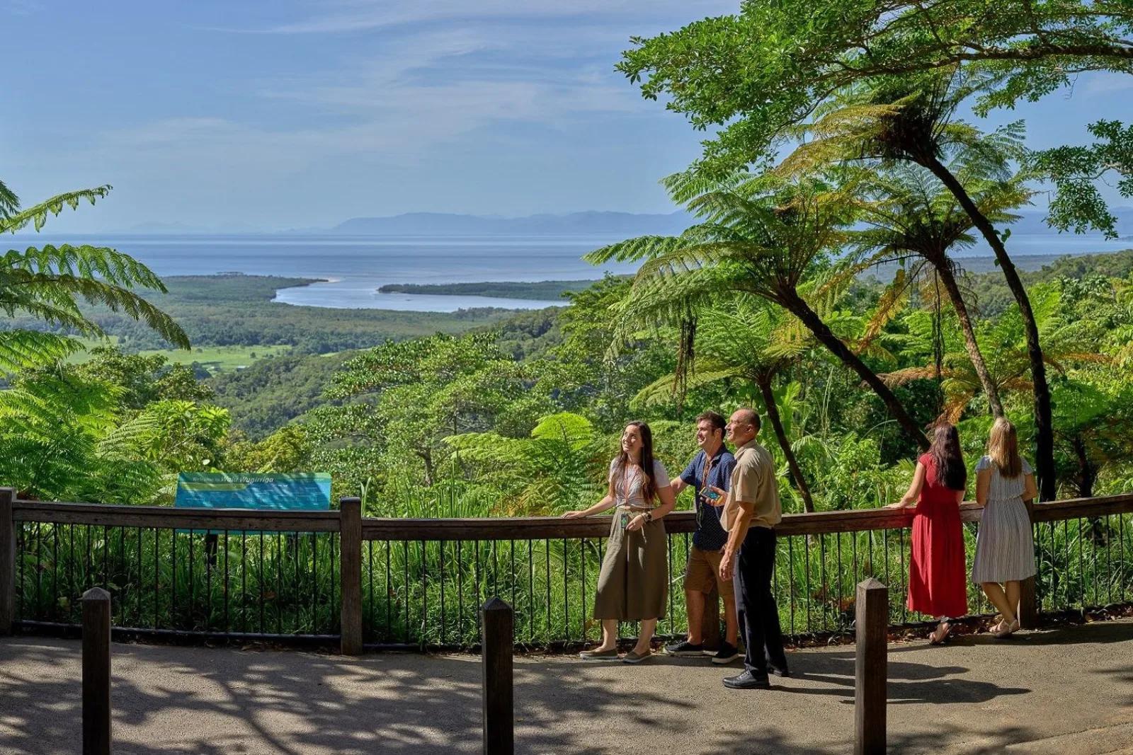 Daintree and Cape Tribulation Day Trip with Restaurant Lunch